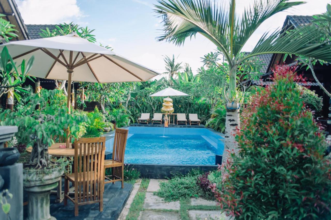 Mertasari Bungalows Ped Exterior photo